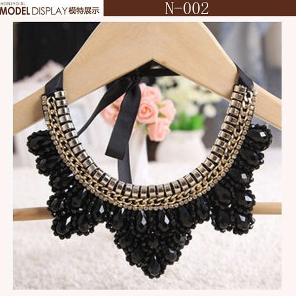 Fashionable Statement Choker Necklace